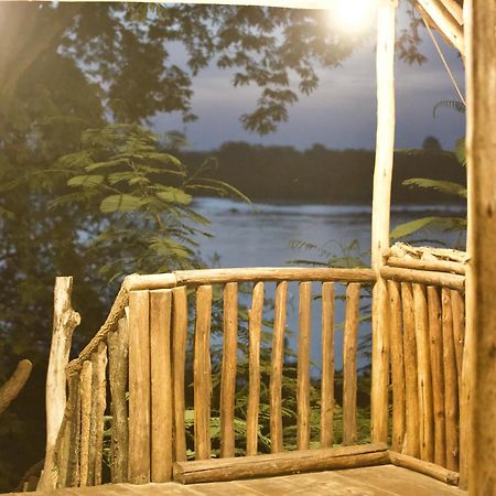 Baker Safari Company Villa Kwangwazi Екстериор снимка