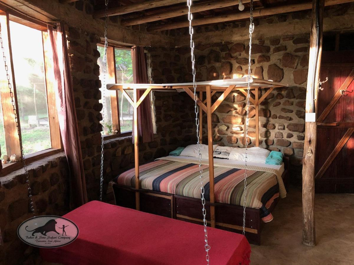 Baker Safari Company Villa Kwangwazi Екстериор снимка